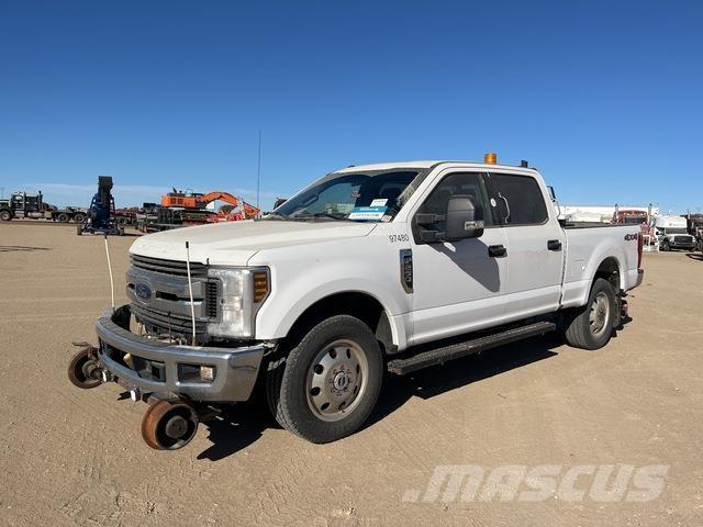 Ford F-250 Пікапи / Бічне розвантаження