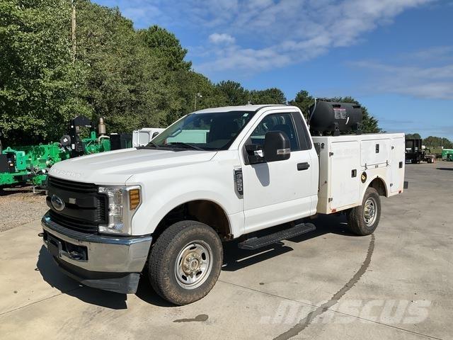 Ford F-250 Комунальні автомобілі / автомобілі загального призначення