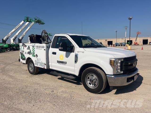 Ford F-250 Комунальні автомобілі / автомобілі загального призначення
