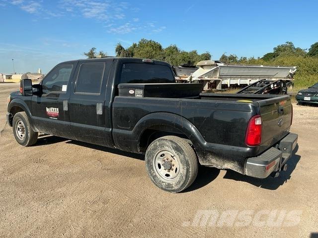 Ford F-250 Пікапи / Бічне розвантаження