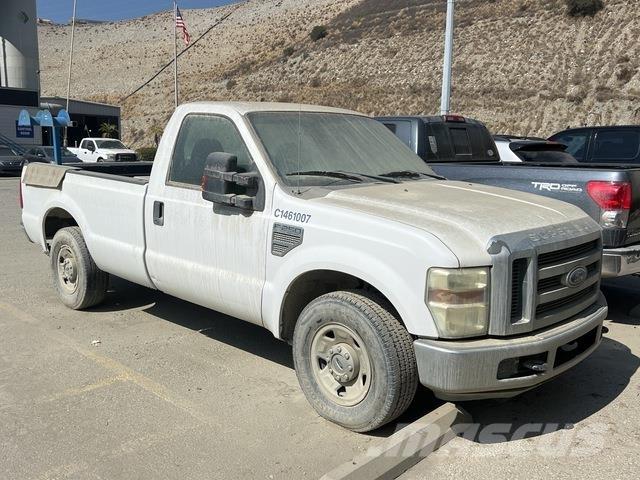 Ford F-250 Пікапи / Бічне розвантаження