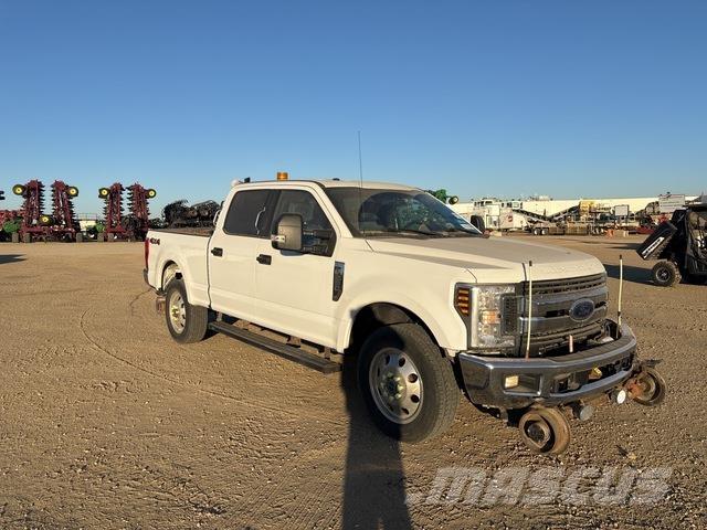 Ford F-250 Пікапи / Бічне розвантаження