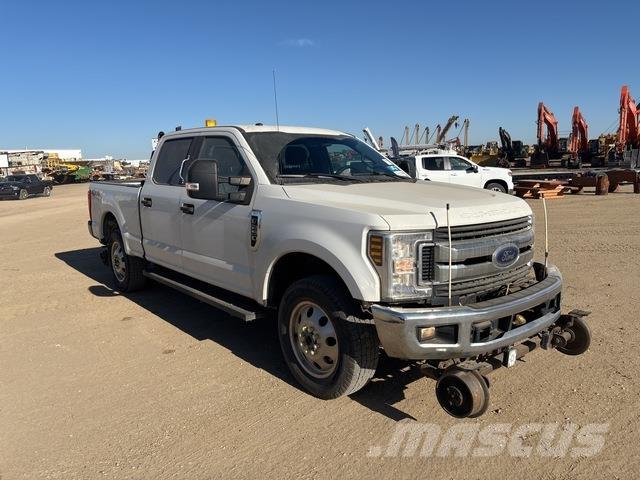 Ford F-250 Пікапи / Бічне розвантаження