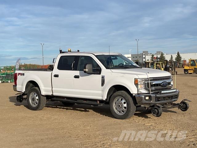 Ford F-250 Пікапи / Бічне розвантаження