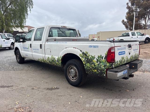 Ford F-250 Пікапи / Бічне розвантаження