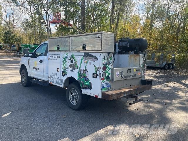 Ford F-250 Комунальні автомобілі / автомобілі загального призначення