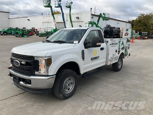 Ford F-250 Комунальні автомобілі / автомобілі загального призначення