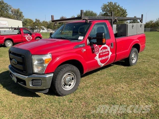 Ford F-250 Пікапи / Бічне розвантаження