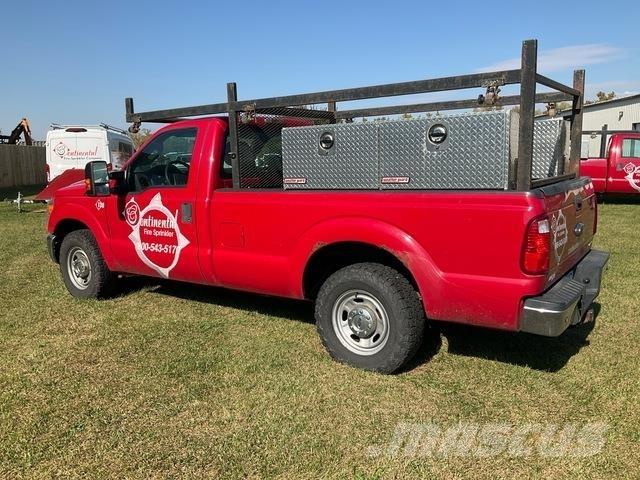 Ford F-250 Пікапи / Бічне розвантаження