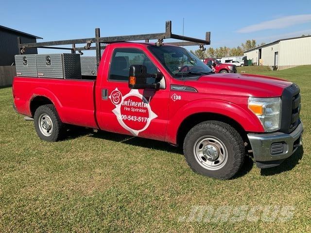 Ford F-250 Пікапи / Бічне розвантаження
