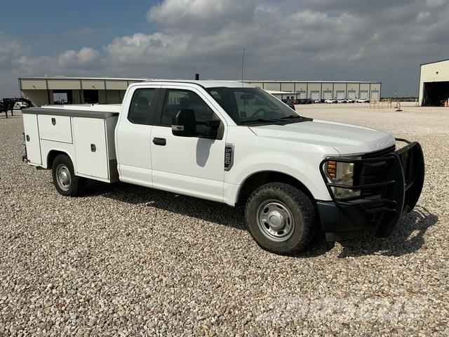 Ford F-250 Пікапи / Бічне розвантаження