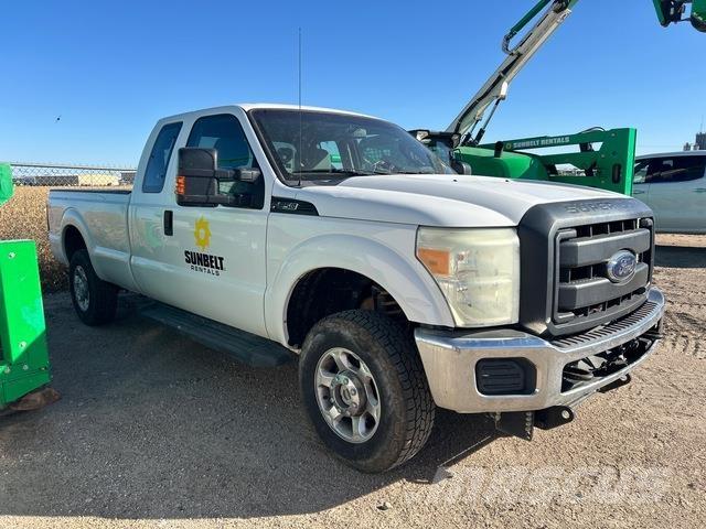 Ford F-250 Пікапи / Бічне розвантаження