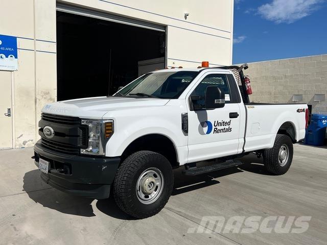Ford F-250 Пікапи / Бічне розвантаження