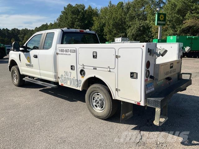 Ford F-250 Пікапи / Бічне розвантаження