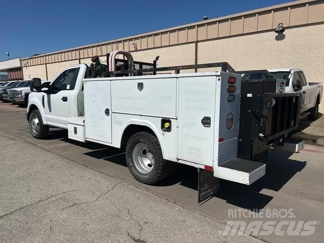 Ford F-350 Пікапи / Бічне розвантаження