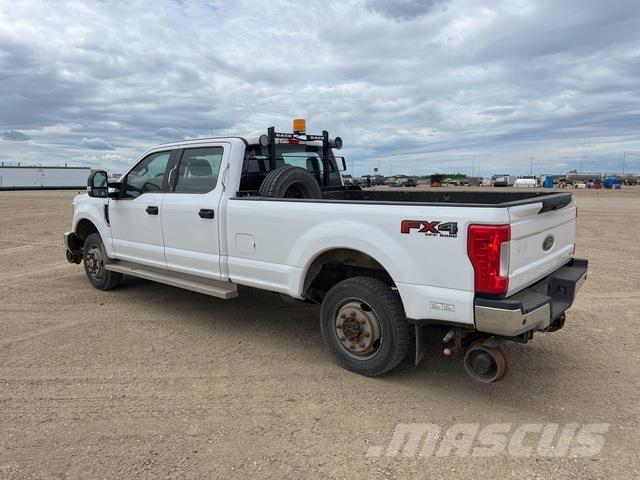 Ford F-350 Пікапи / Бічне розвантаження