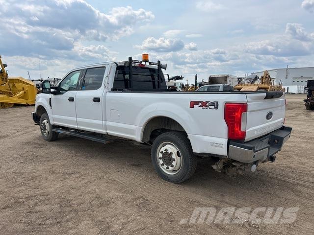 Ford F-350 Пікапи / Бічне розвантаження