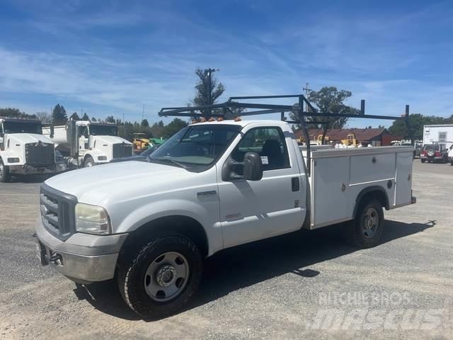 Ford F-350 Пікапи / Бічне розвантаження