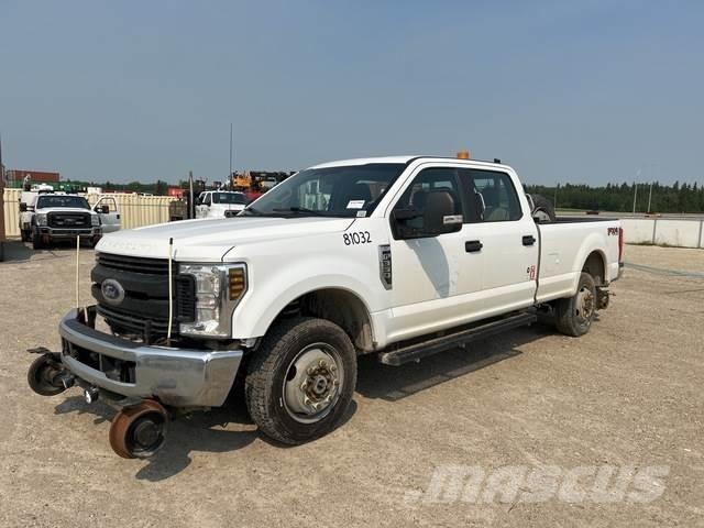 Ford F-350 Інше