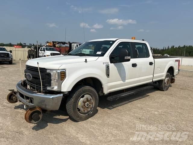 Ford F-350 Інше