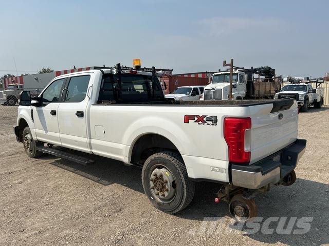Ford F-350 Пікапи / Бічне розвантаження