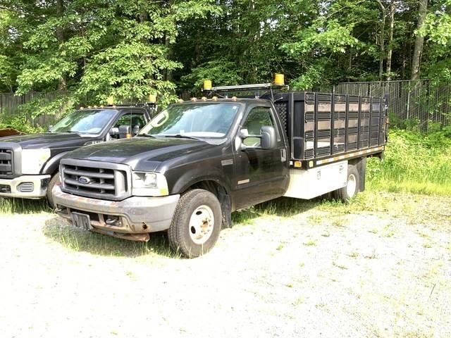Ford F-350 Вантажівки-платформи/бокове розвантаження