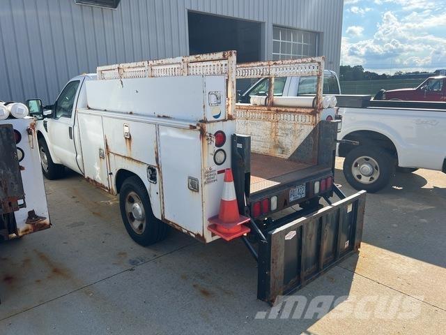 Ford F-350 Пікапи / Бічне розвантаження