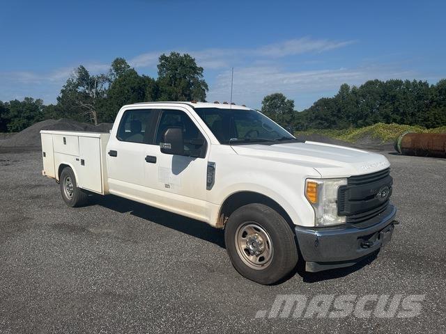 Ford F-350 Комунальні автомобілі / автомобілі загального призначення