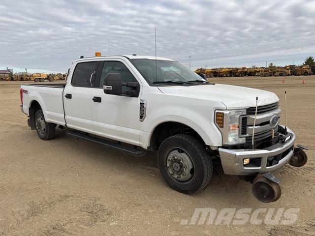 Ford F-350 Пікапи / Бічне розвантаження