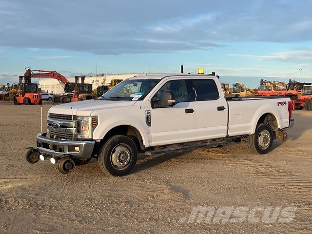 Ford F-350 Пікапи / Бічне розвантаження