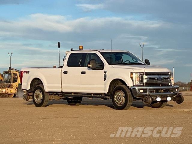 Ford F-350 Пікапи / Бічне розвантаження
