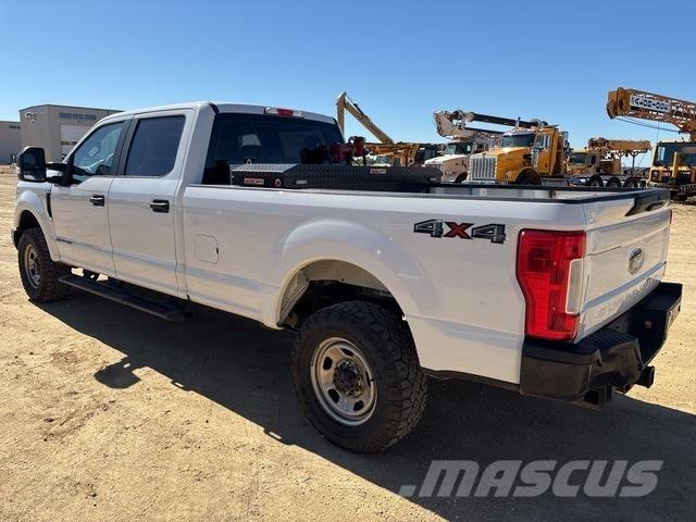 Ford F-350 Пікапи / Бічне розвантаження