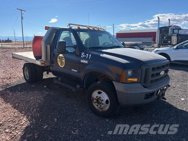 Ford F-350 Вантажівки-платформи/бокове розвантаження