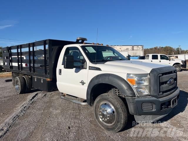 Ford F-450 Вантажівки-платформи/бокове розвантаження