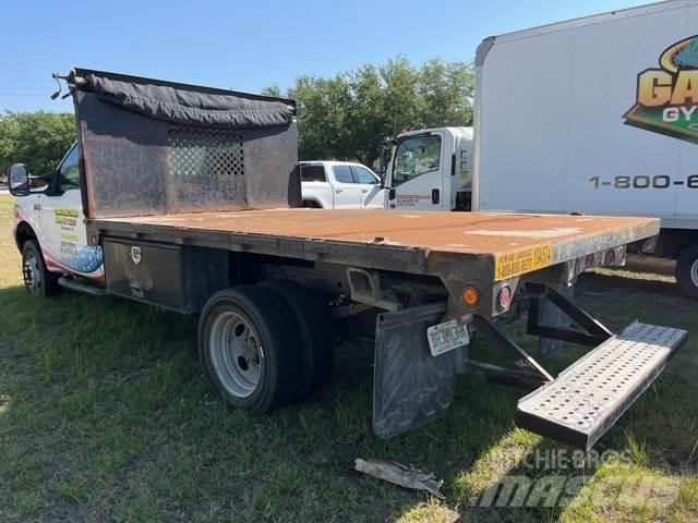 Ford F-450 Вантажівки-платформи/бокове розвантаження
