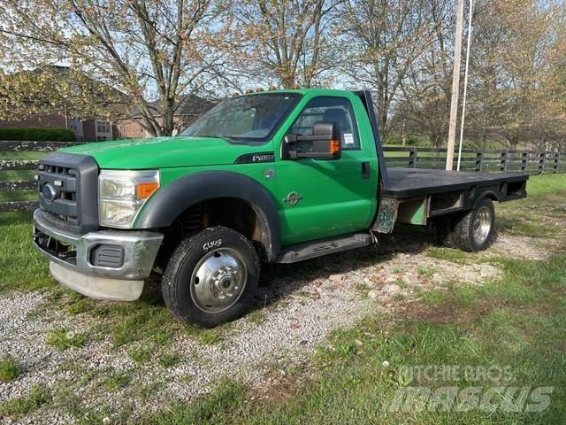 Ford F-450 Вантажівки-платформи/бокове розвантаження