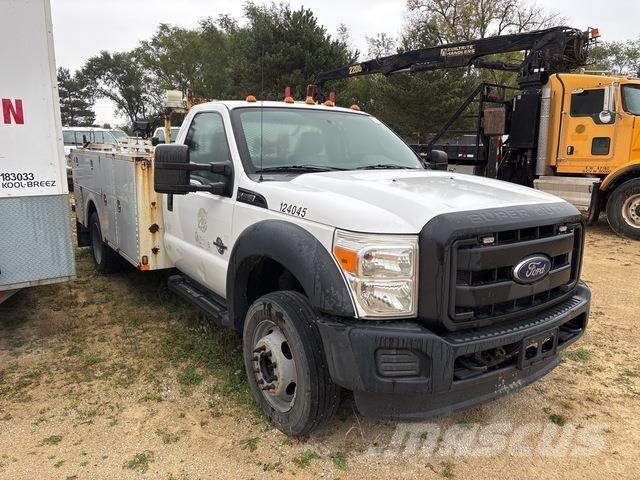 Ford F-450 Пікапи / Бічне розвантаження