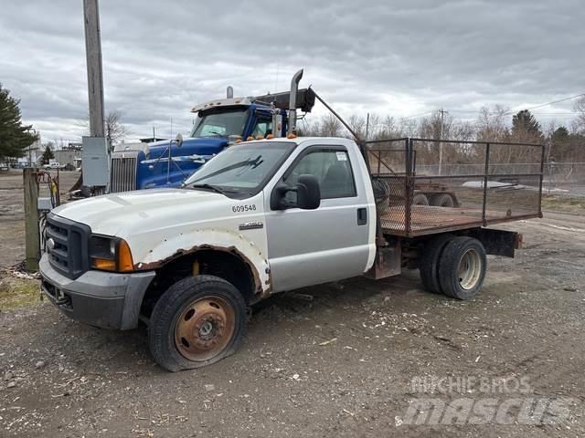 Ford F-450 Вантажівки-платформи/бокове розвантаження