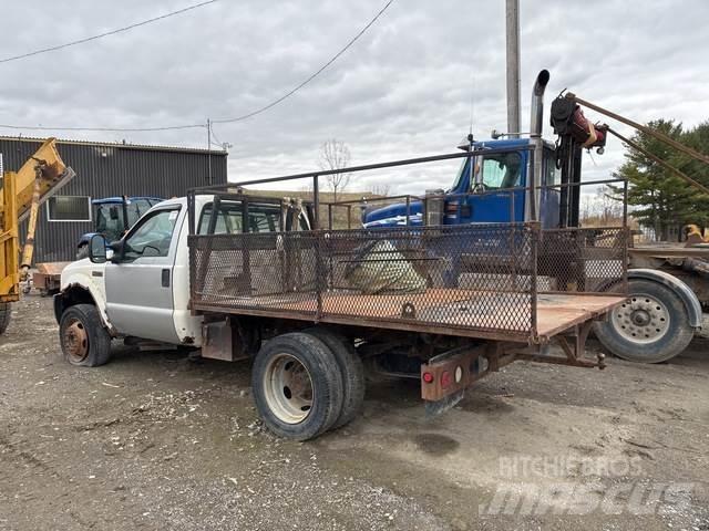 Ford F-450 Вантажівки-платформи/бокове розвантаження