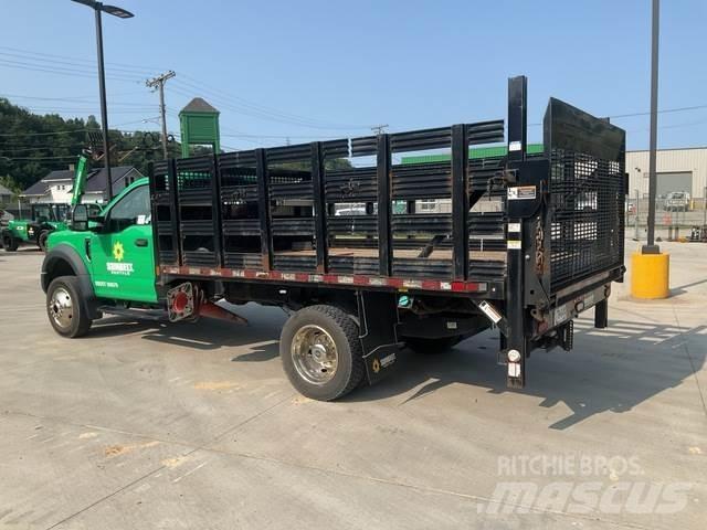 Ford F-450 Вантажівки-платформи/бокове розвантаження