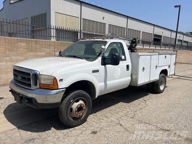 Ford F-450 Комунальні автомобілі / автомобілі загального призначення