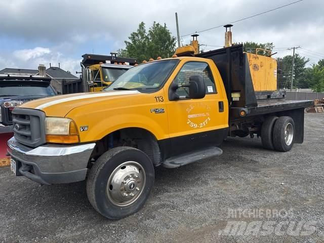 Ford F-450 Вантажівки-платформи/бокове розвантаження