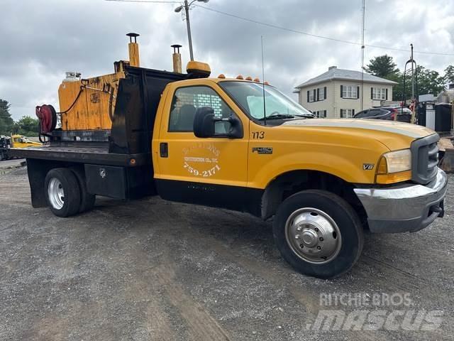 Ford F-450 Вантажівки-платформи/бокове розвантаження