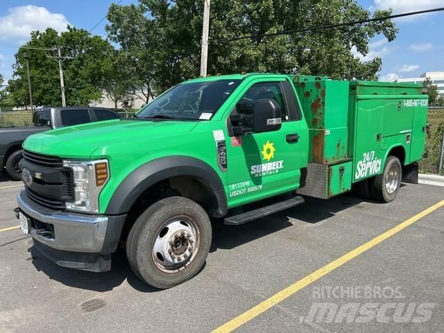 Ford F-450 Комунальні автомобілі / автомобілі загального призначення