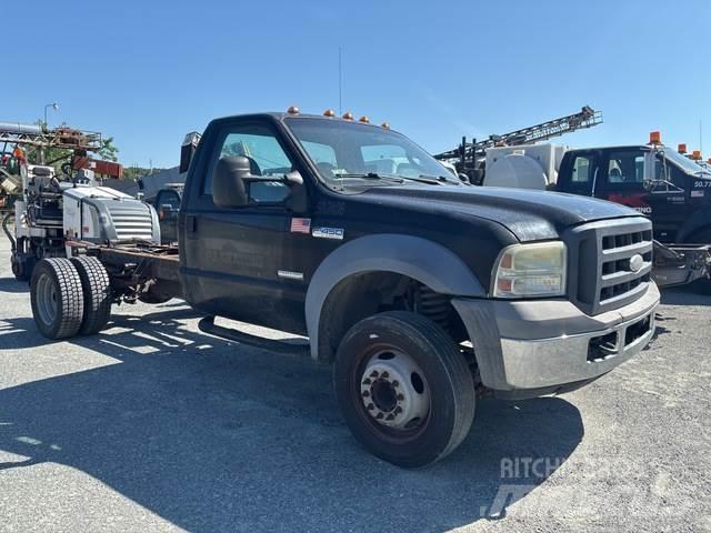 Ford F-450 Кабіни