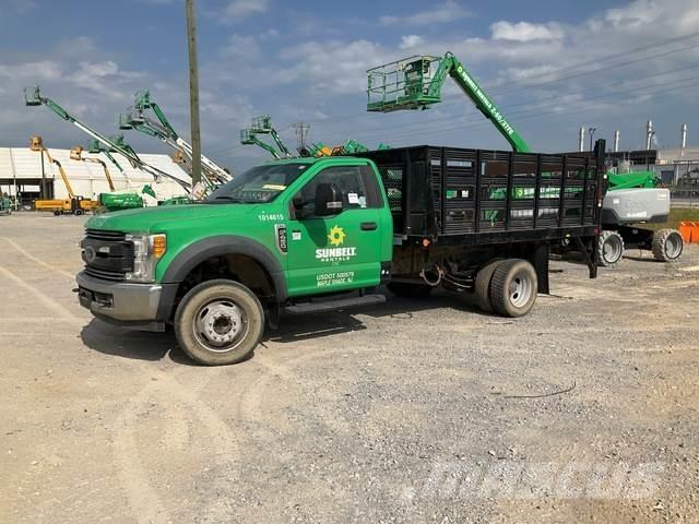 Ford F-450 Вантажівки-платформи/бокове розвантаження