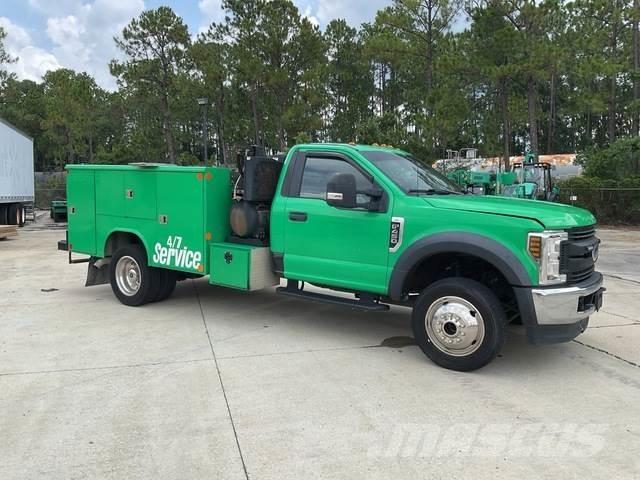 Ford F-450 Комунальні автомобілі / автомобілі загального призначення