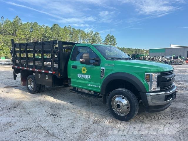 Ford F-450 Вантажівки-платформи/бокове розвантаження