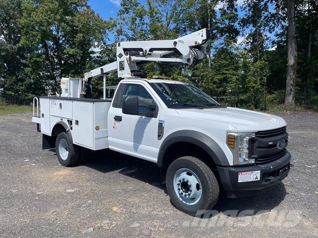 Ford F-450 Автовишки на базі вантажівки