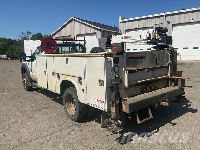 Ford F-450 Комунальні автомобілі / автомобілі загального призначення